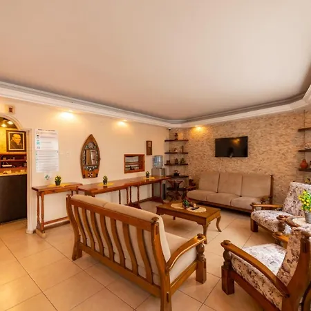 Hotel Limon Foca